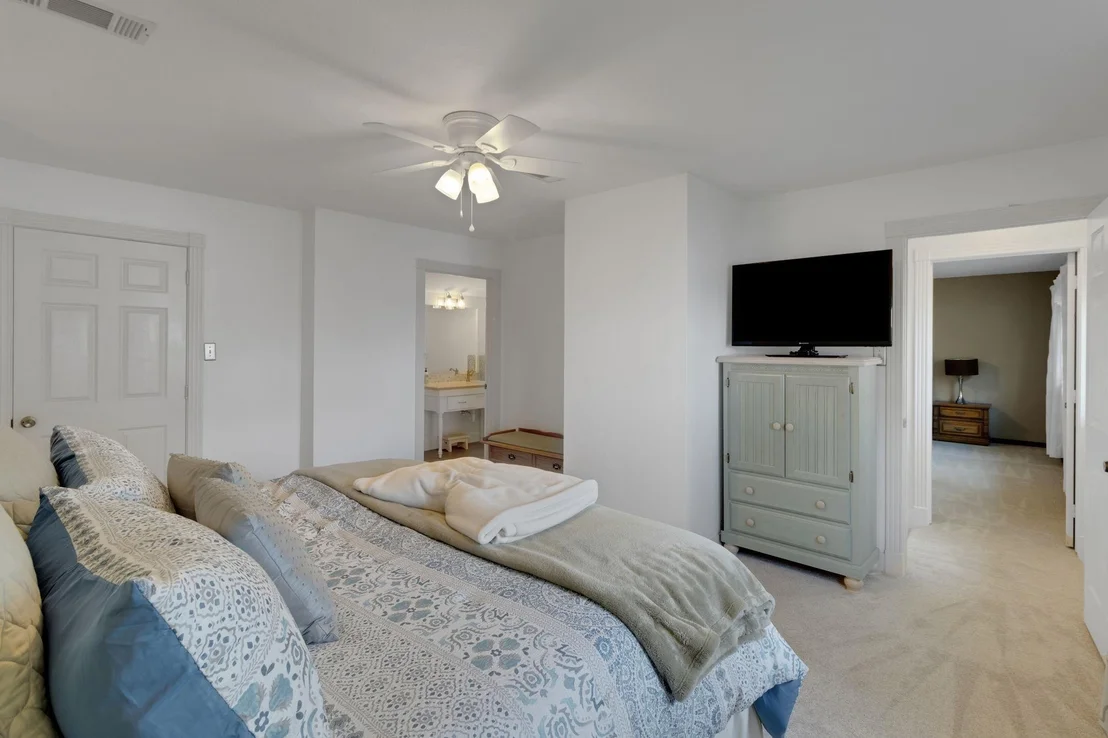 Photo of 40 Pebble Beach Circle