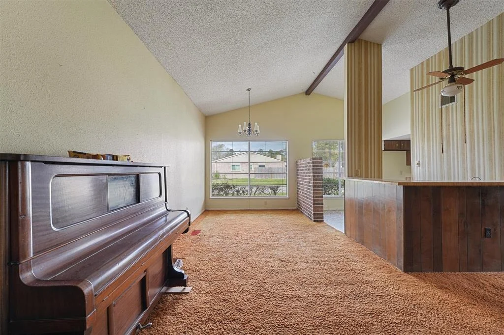 Photo of 23938 Spring Mill Lane