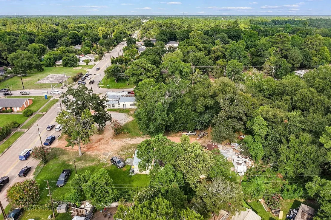 Photo of 425 Silverdale Dr