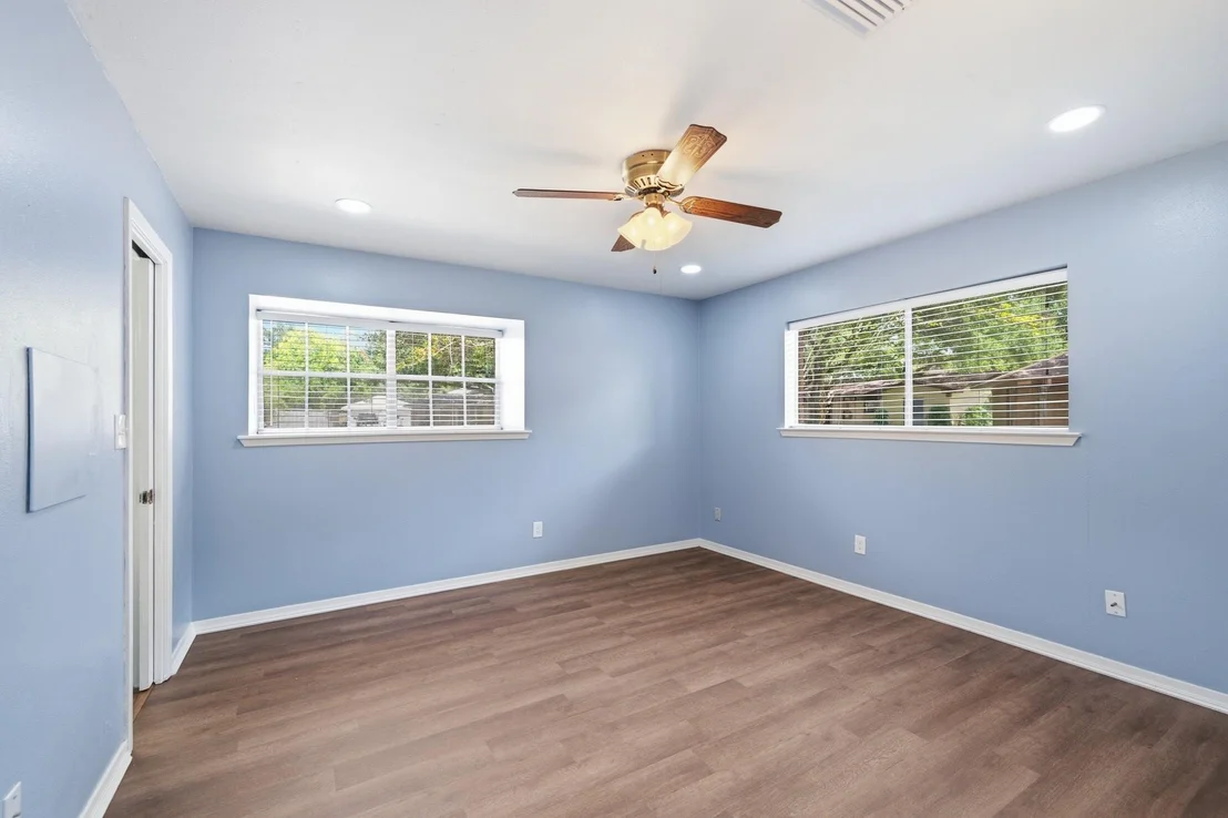 Photo of 1416 Linwood Drive