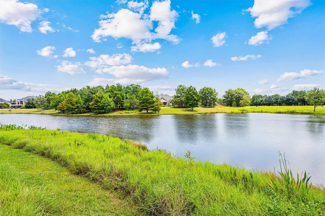 Photo of 103 Lake View Loop