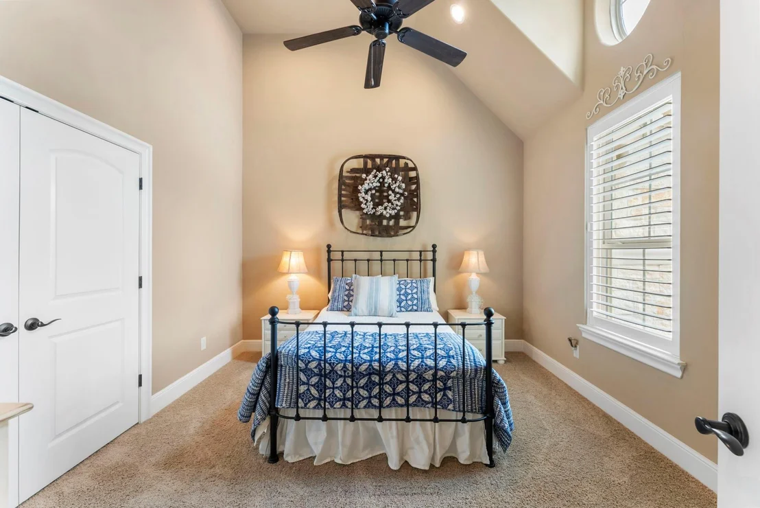 Photo of 141 Evergreen Oak Drive