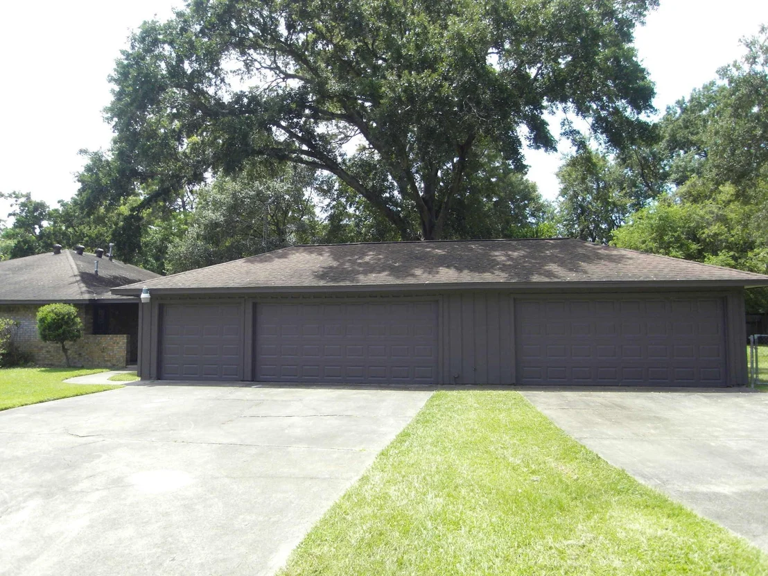 Photo of 9102 Burger Lane