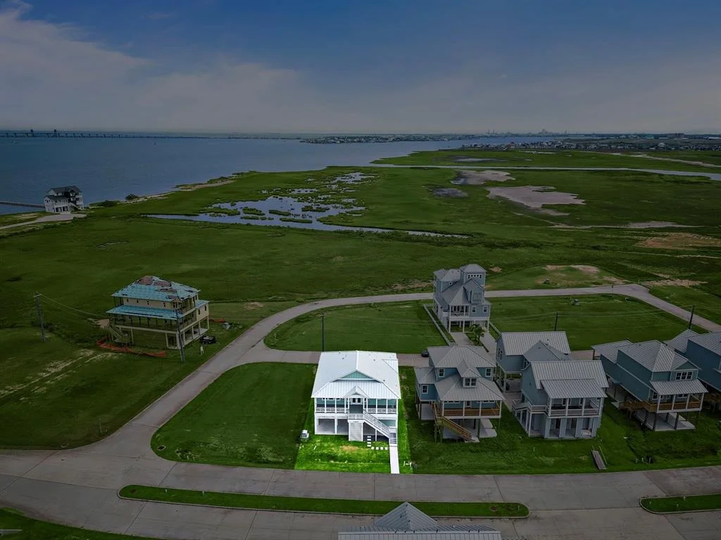 Photo of 1607 Bay Pointe Drive