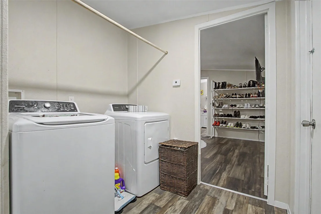 Photo of 5779 Road 3550
