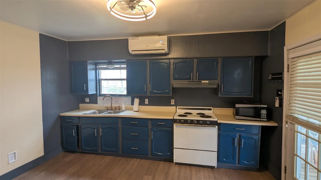 Photo of 314 Oyster Street