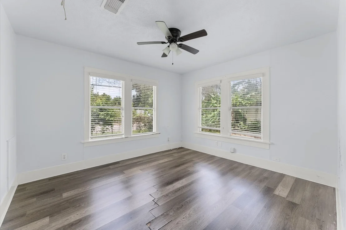 Photo of 6714 Schuller Road