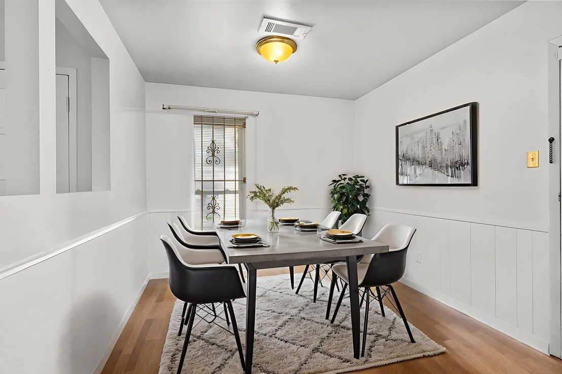 Photo of 9018 Rutherford Lane