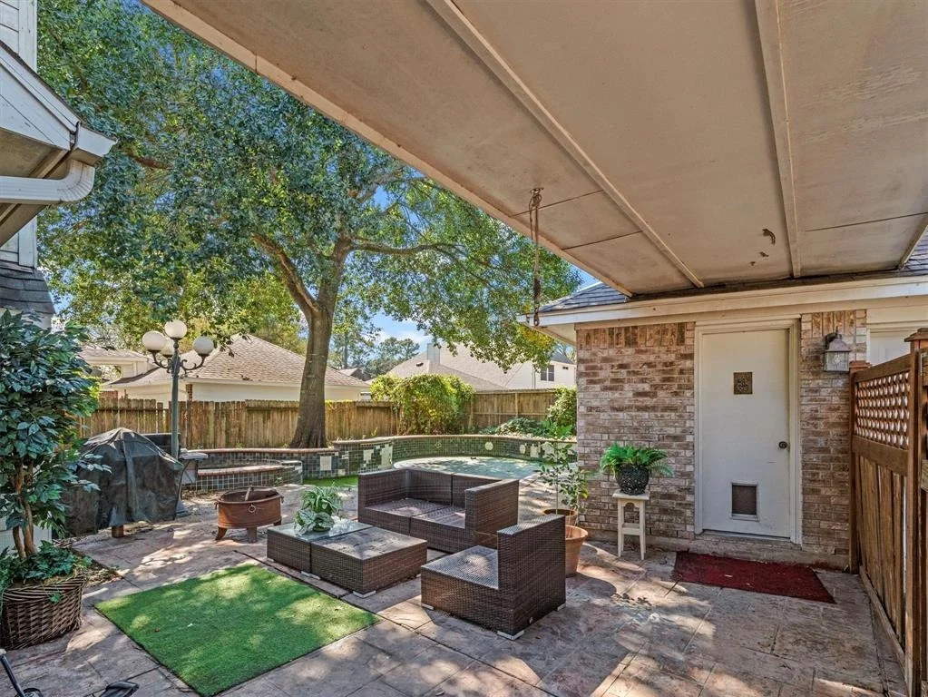 Photo of 16111 Birchview Drive
