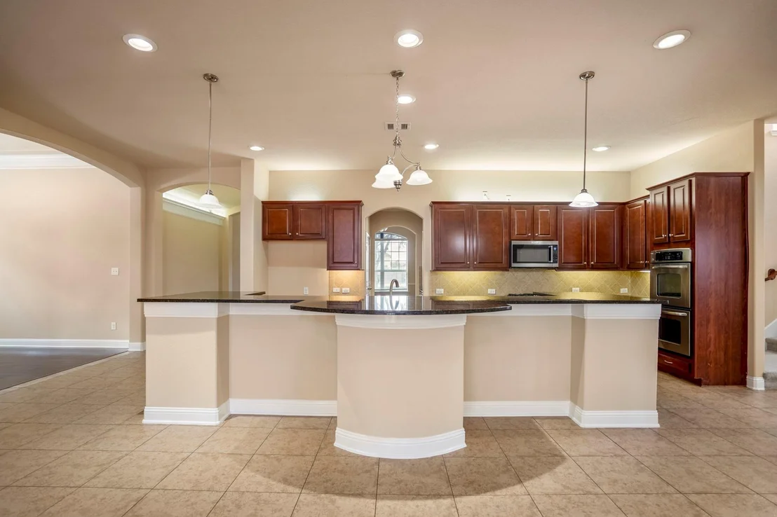 Photo of 18010 Sheldon Pines