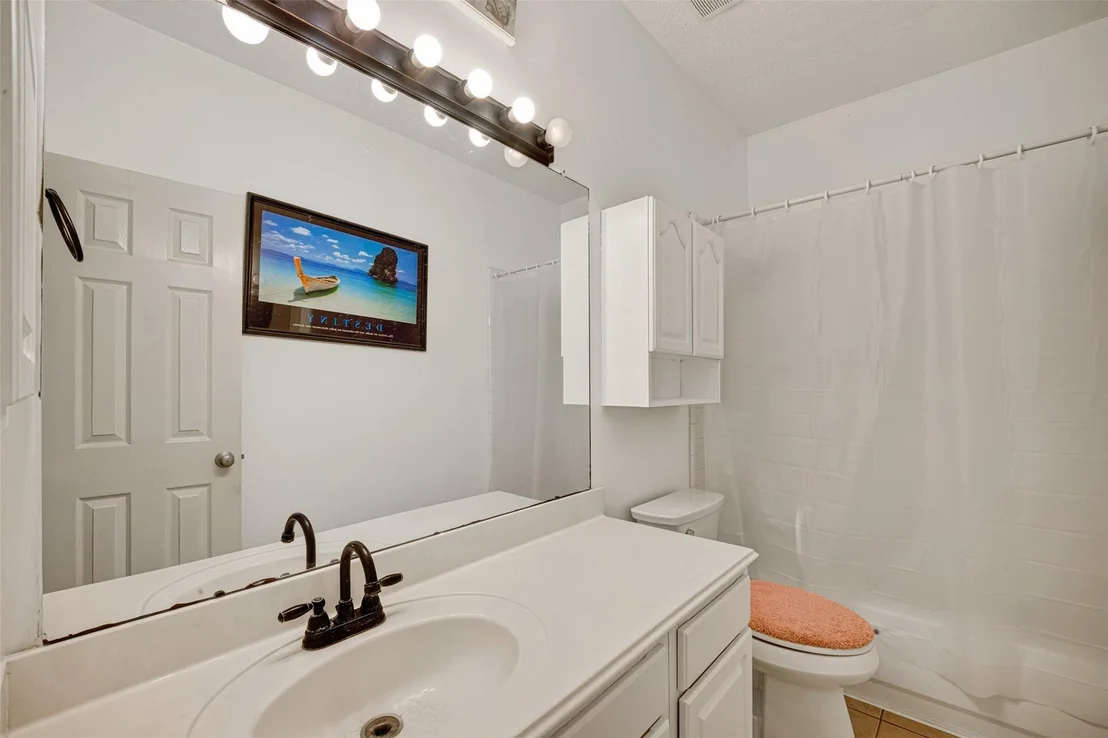 Photo of 7230 Oak Walk Drive
