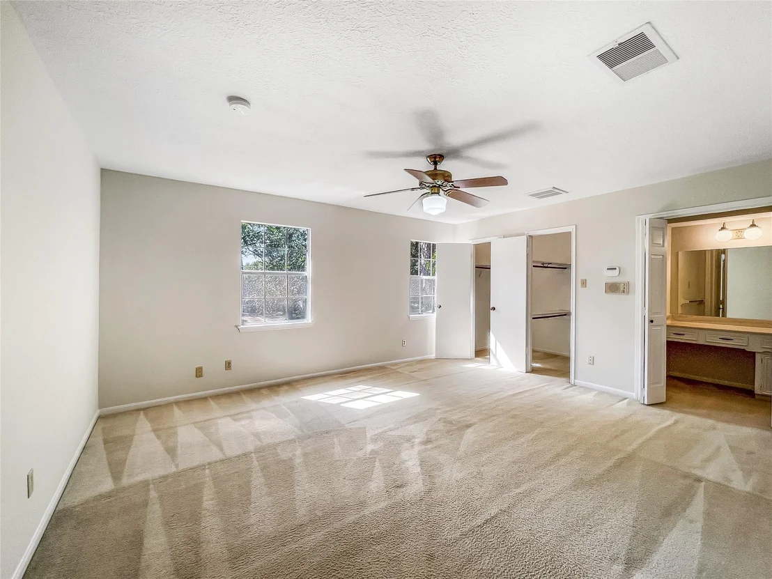 Photo of 2023 Forest Manor Drive