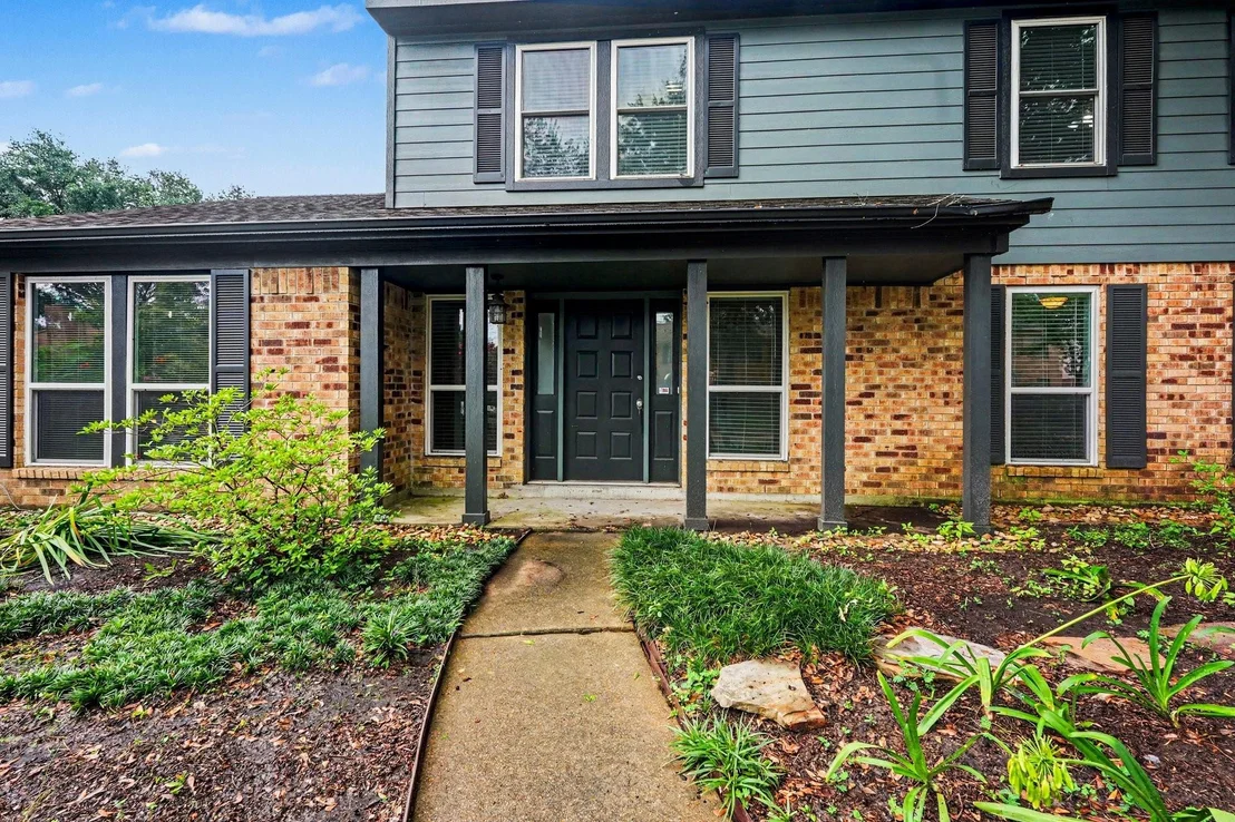 Photo of 15703 Maple Manor Drive