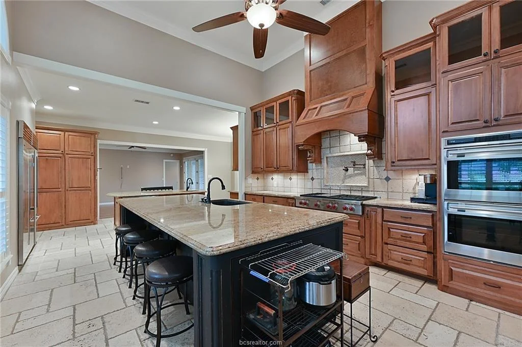 Photo of 4304 Hyde Park Lane