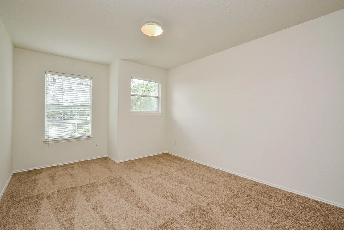 Photo of 18326 Thicket Grove Road
