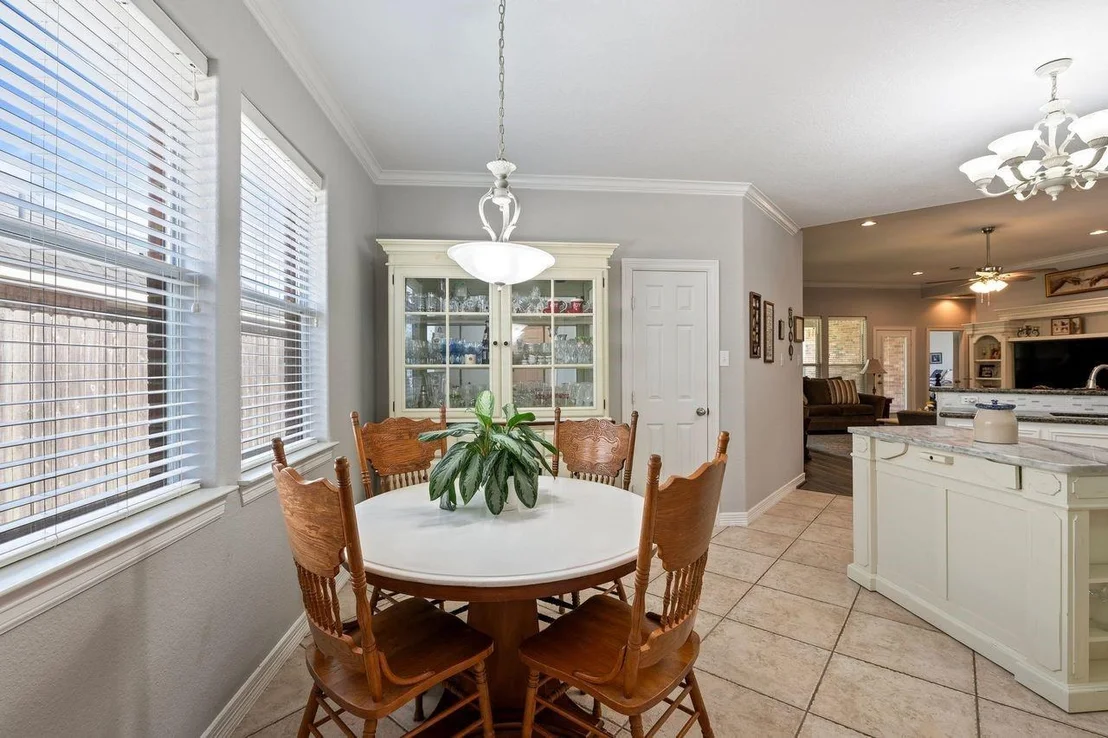 Photo of 2438 Sullivan Lane