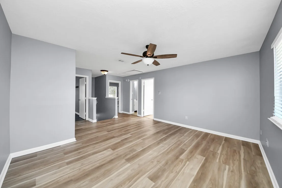 Photo of 18135 Gravenhurst Lane