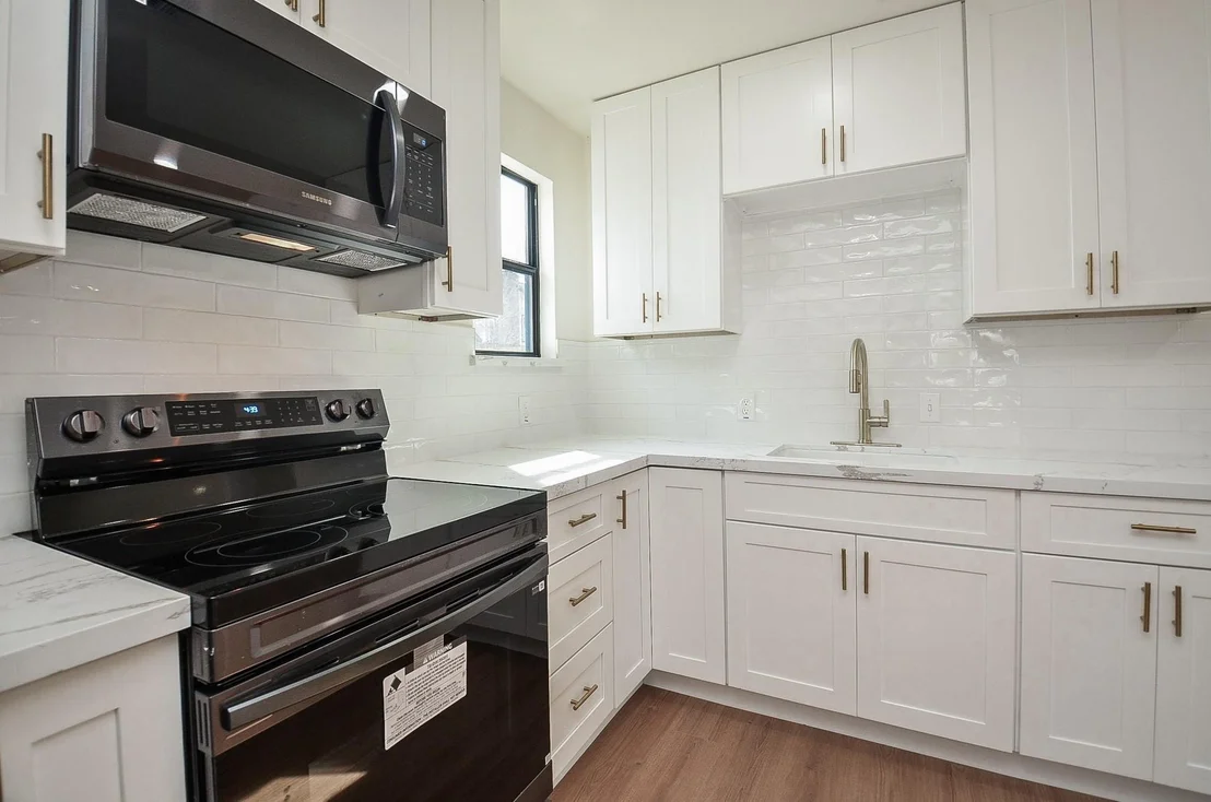 Photo of 1429 Heights Drive