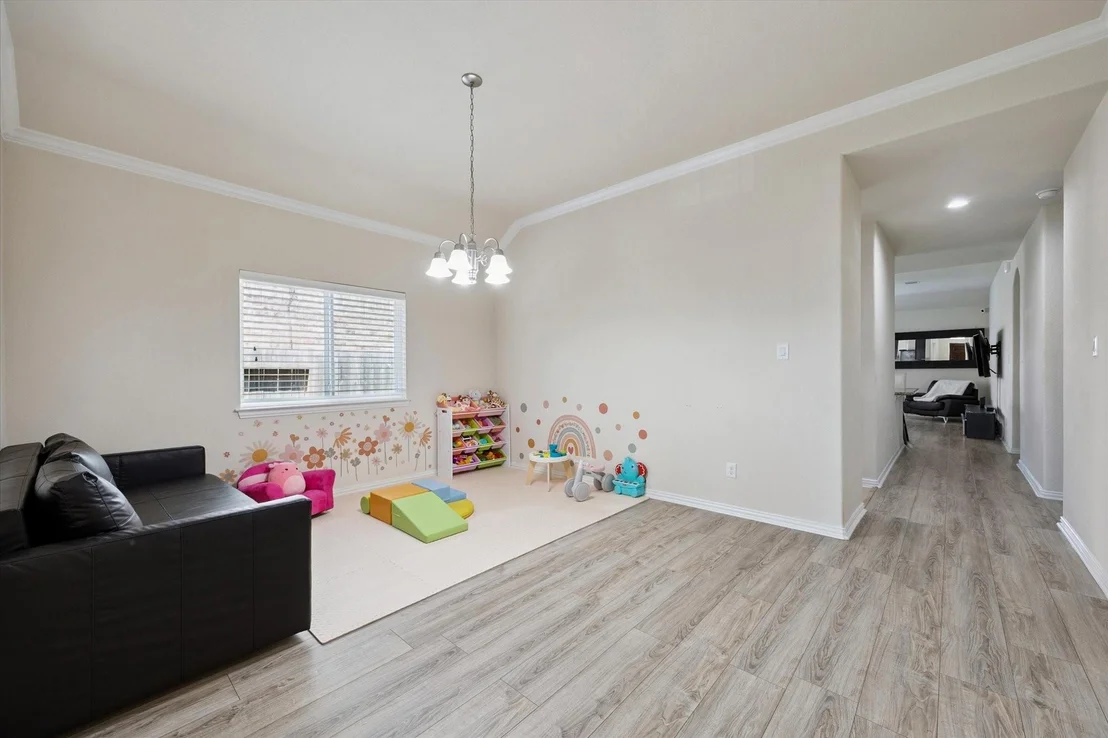 Photo of 2542 Pines Pointe Drive