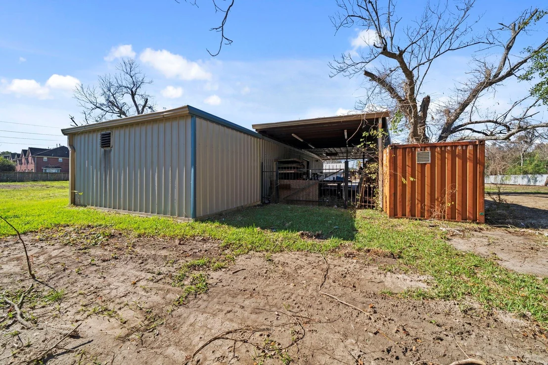 Photo of 8438 Windfern Road
