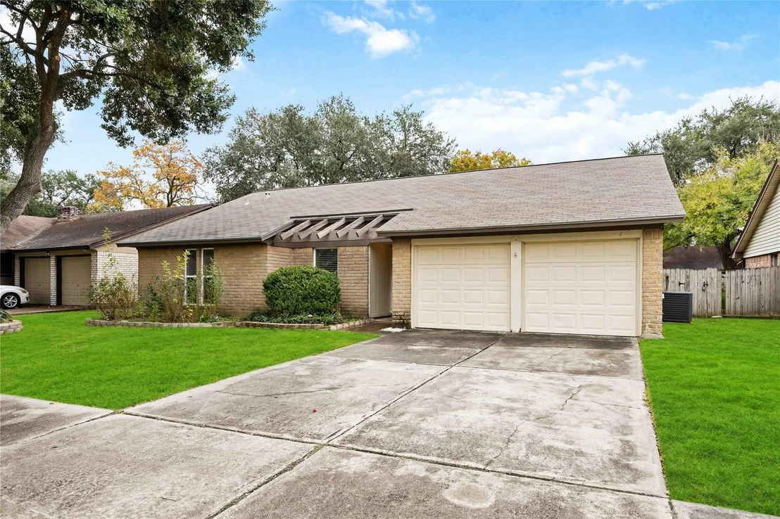 Photo of 22419 Deville Drive