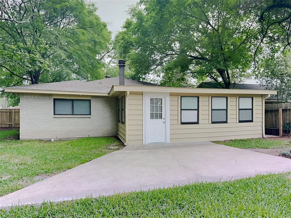 Photo of 4514 Sloangate Drive