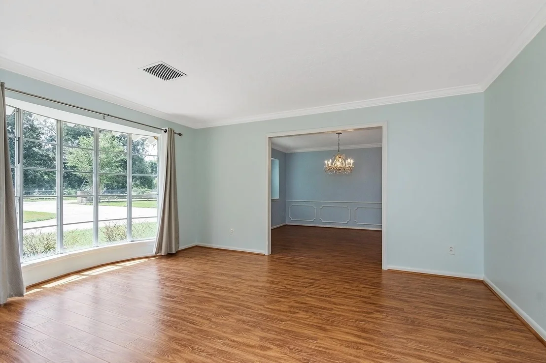 Photo of 5511 Greentree Drive Drive