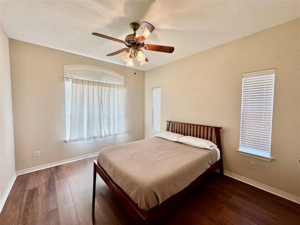 Photo of 196 Broadmoor Drive