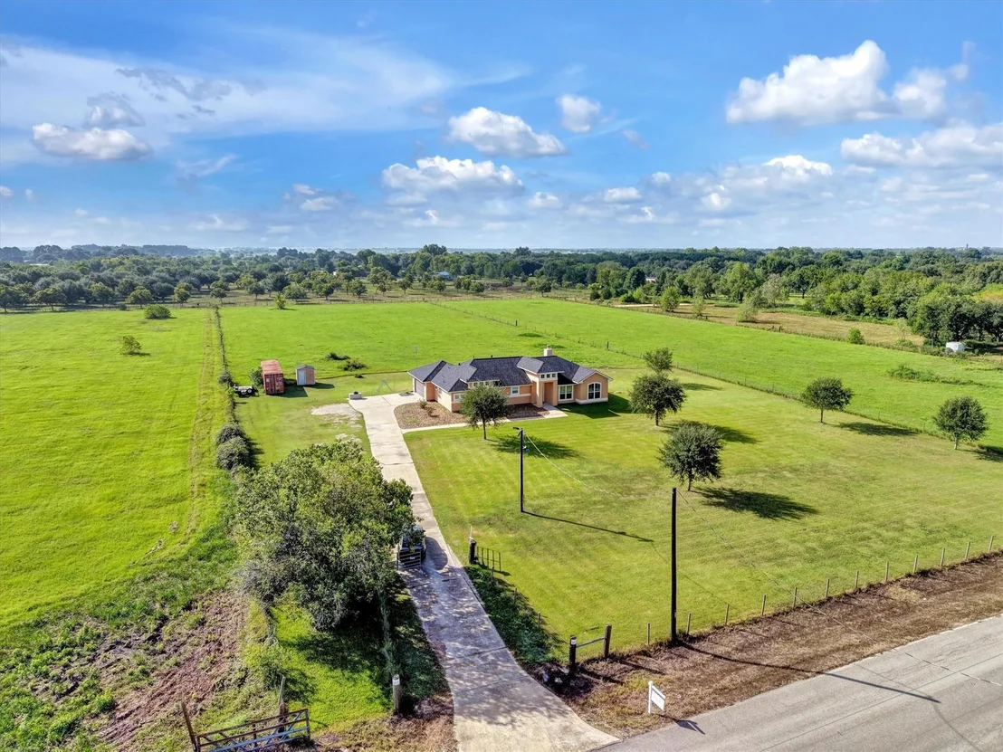 Photo of 8131 Brinkmeyer Road