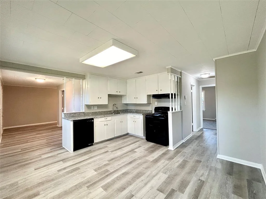 Photo of 1944 N Avenue H