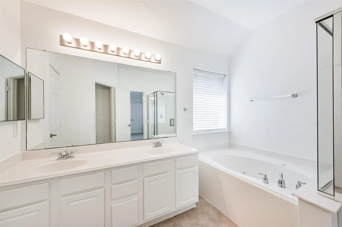 Photo of 18110 Tabor Brook Drive
