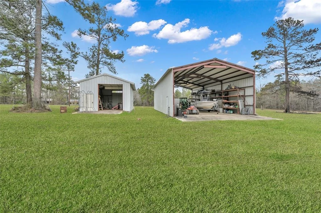 Photo of 250 Bowling Road