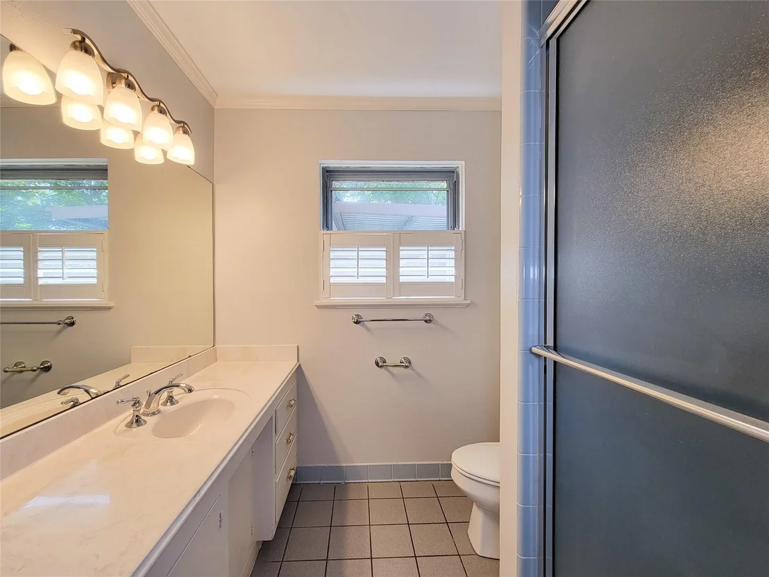 Photo of 4602 Redstart Street