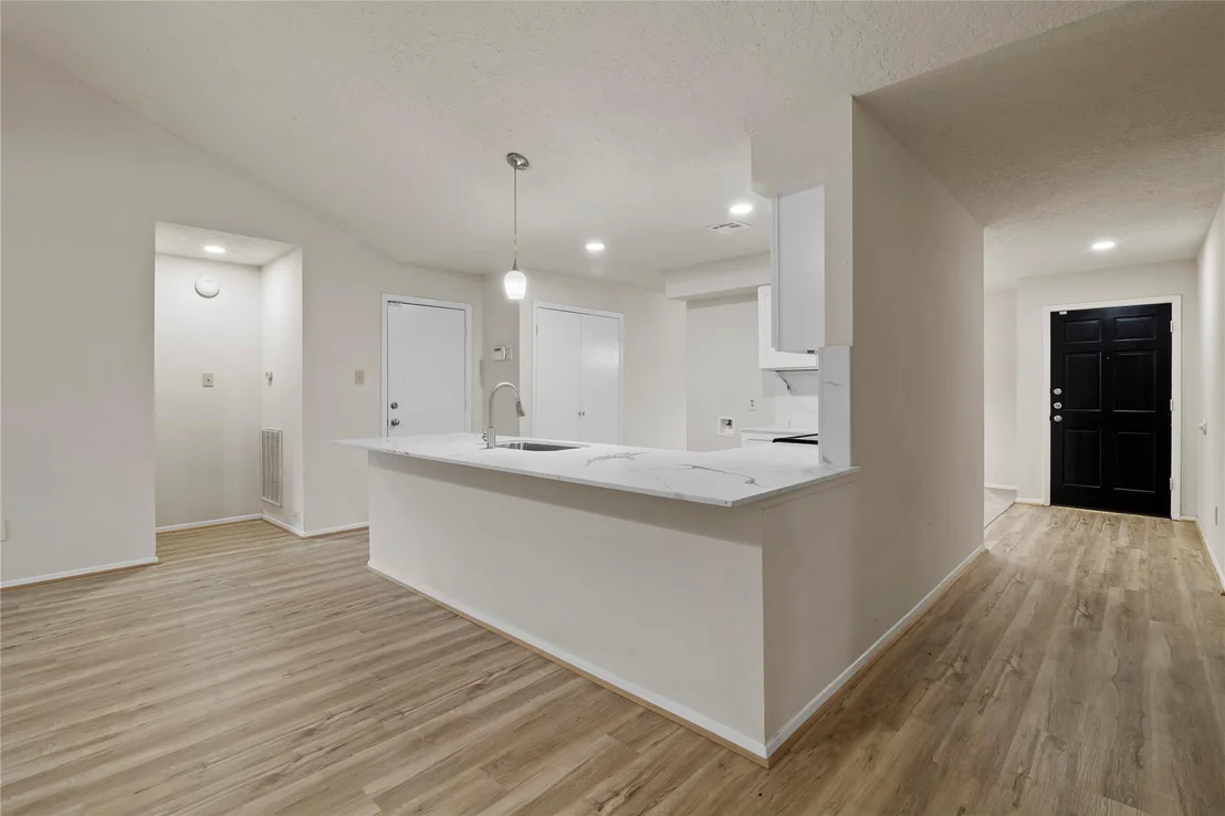 Photo of 19635 Moonhollow Drive