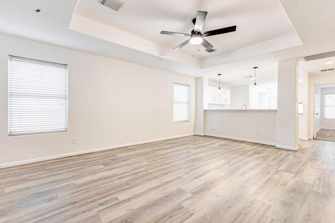 Photo of 714 Silver Cliff Lane