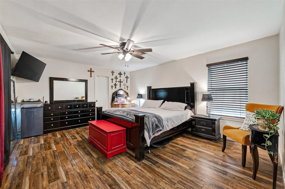 Photo of 1022 Apache Falls Drive