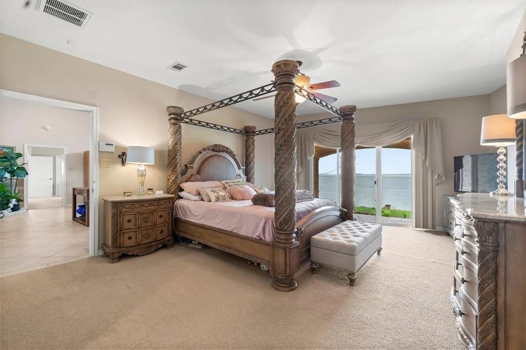 Photo of 55 Lakeway Drive