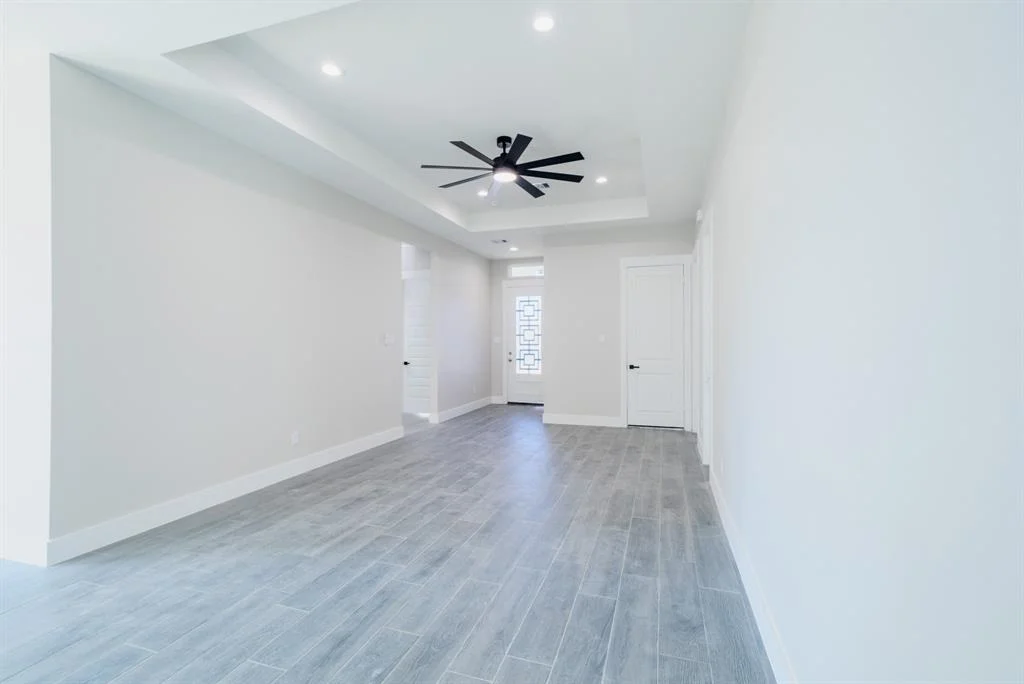 Photo of 11194 Fieldcrest Drive