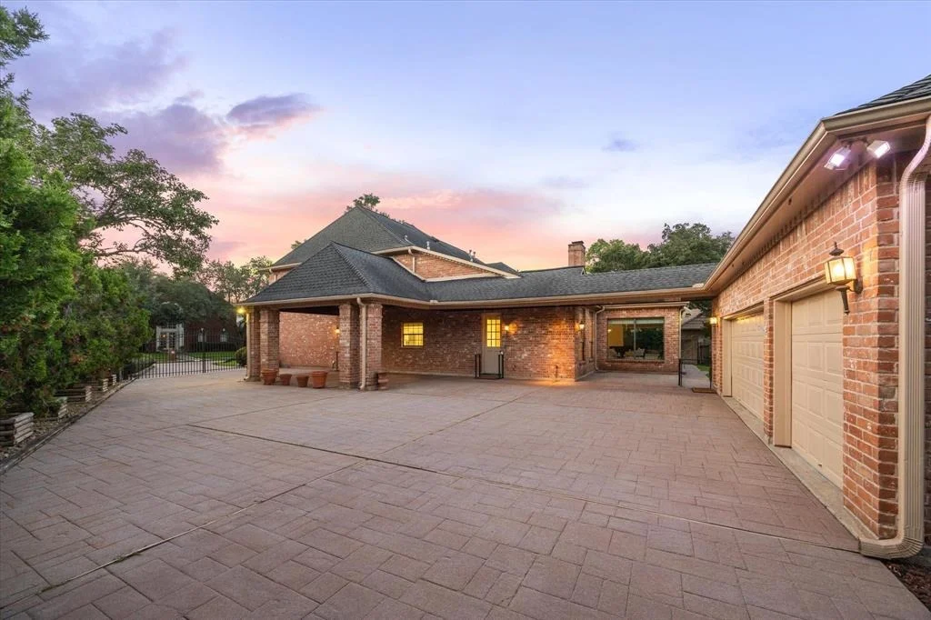 Photo of 12135 Maple Rock Drive