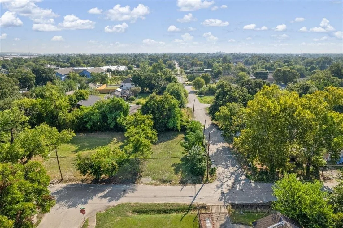 Photo of 2302 Chew Street Street