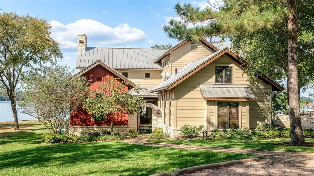 Photo of 16480 Hunters Trail