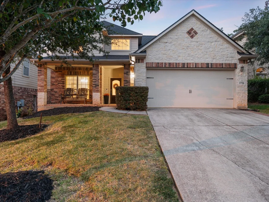 Photo of 1726 Park Oak Drive