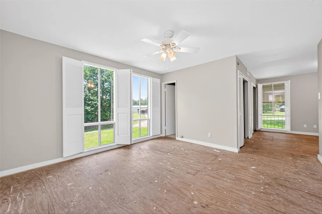 Photo of 219 Cardinal Drive