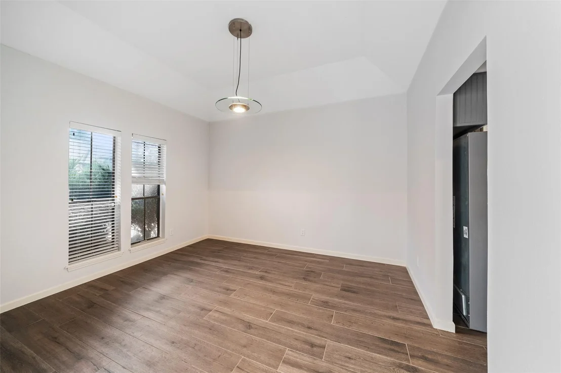 Photo of 6215 Ash Oak Drive
