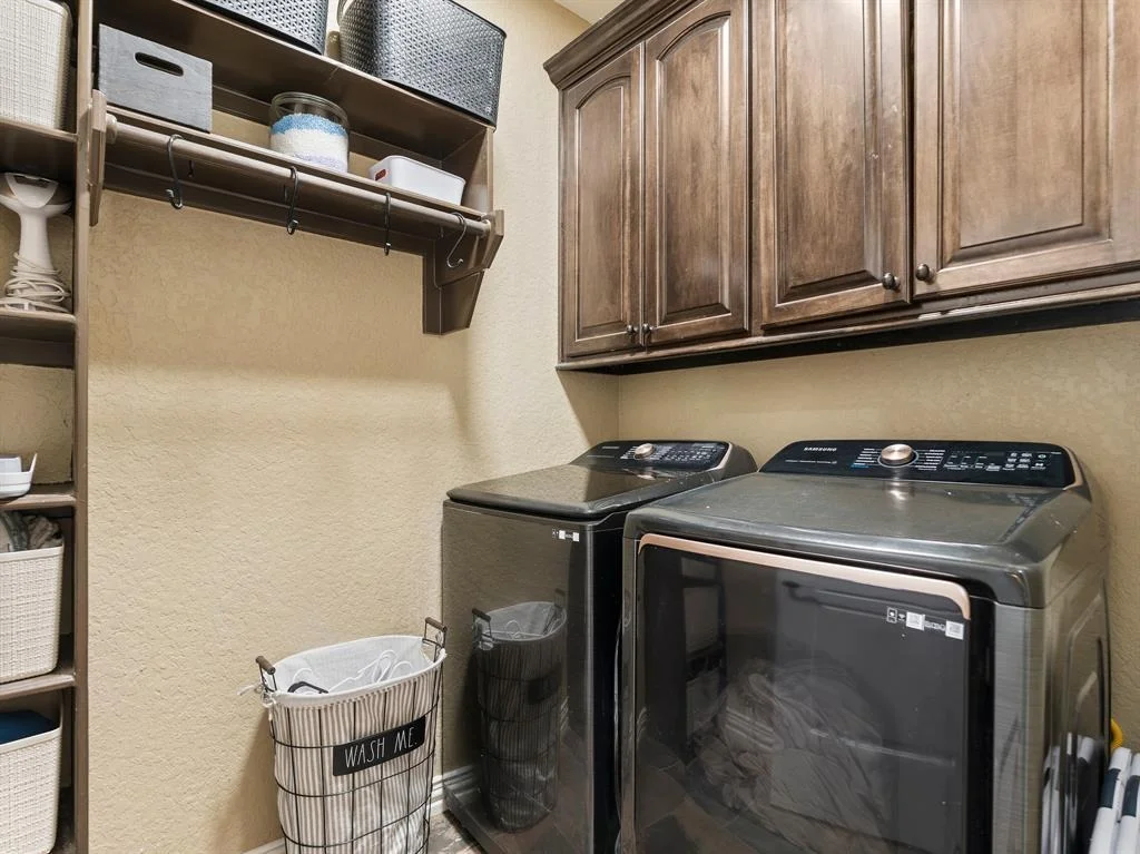 Photo of 44 Center Tree Drive
