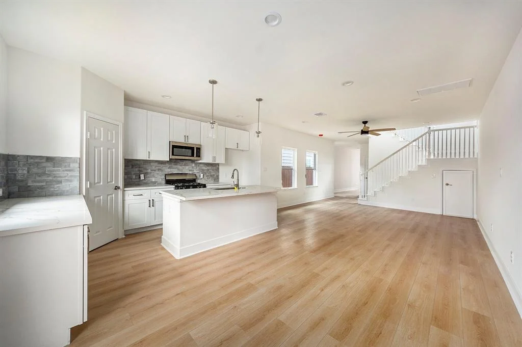 Photo of 10009 Morocco Road