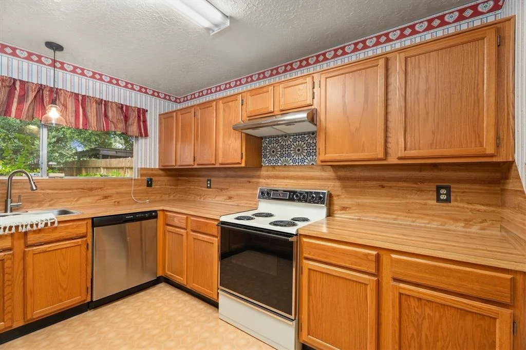 Photo of 5211 Pimberton Lane
