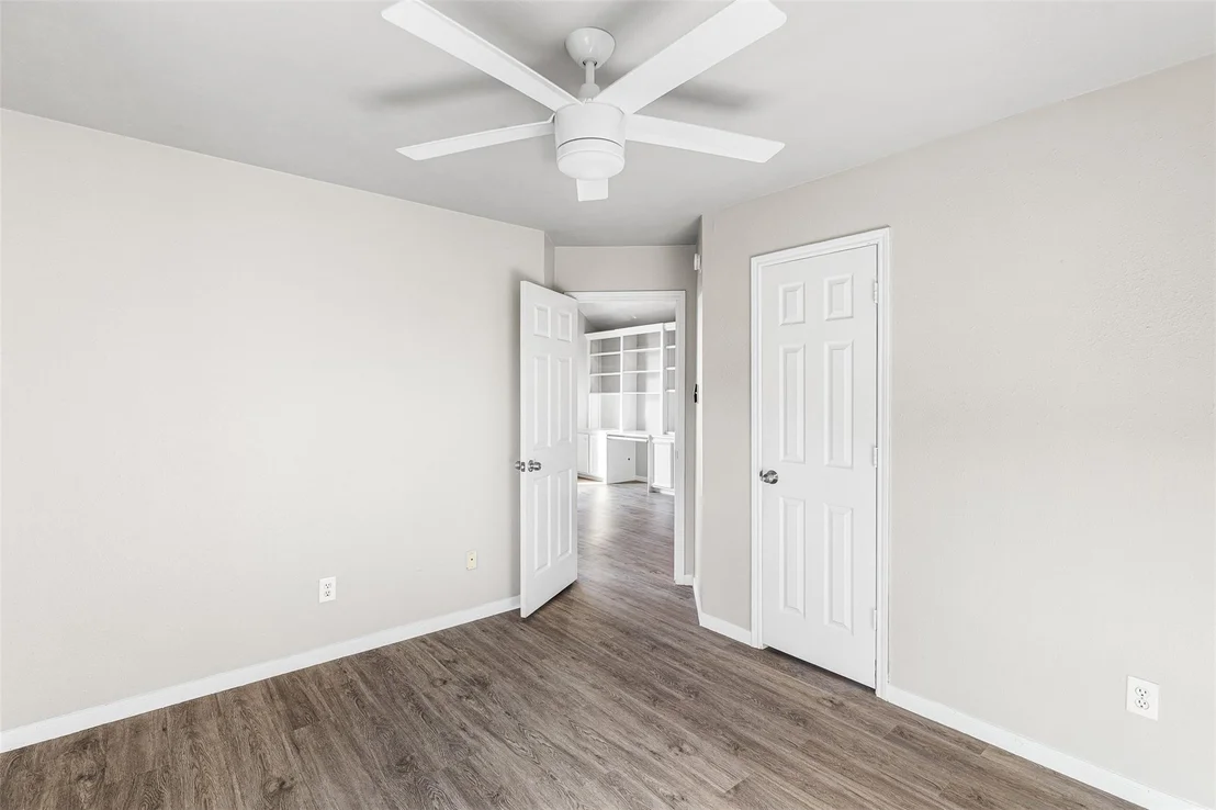 Photo of 6703 Walnut Square