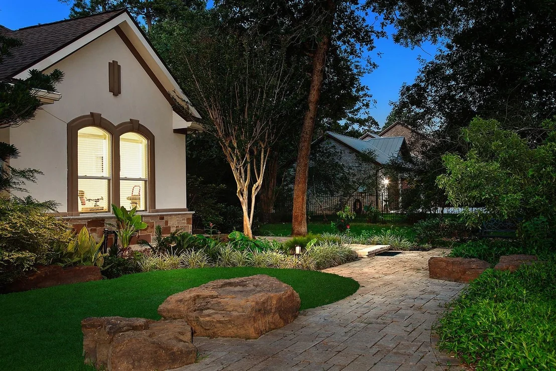 Photo of 27606 Ossineke Drive