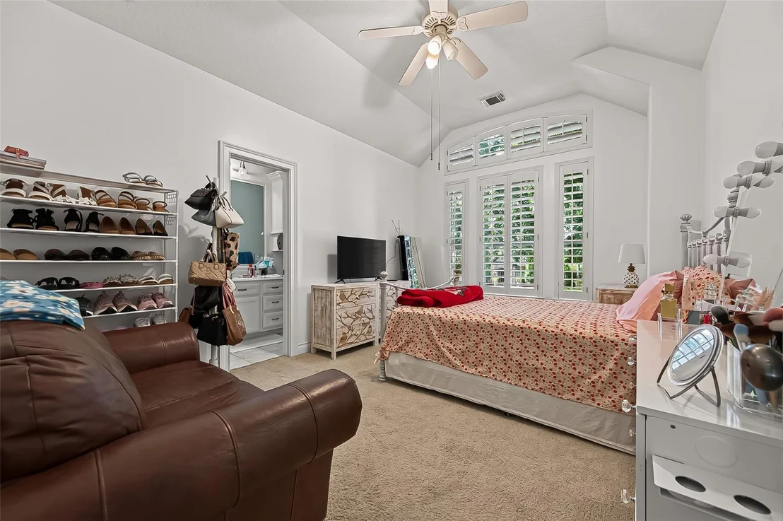Photo of 6118 Windrose Hollow Lane
